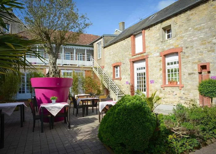 Logis Hôtel Restaurant l'Auberge Normande